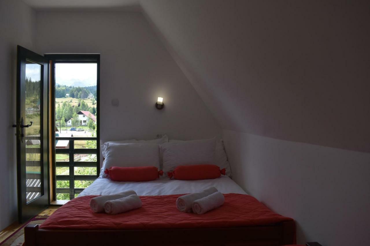 Guest House Sky Blue 자블야크 외부 사진